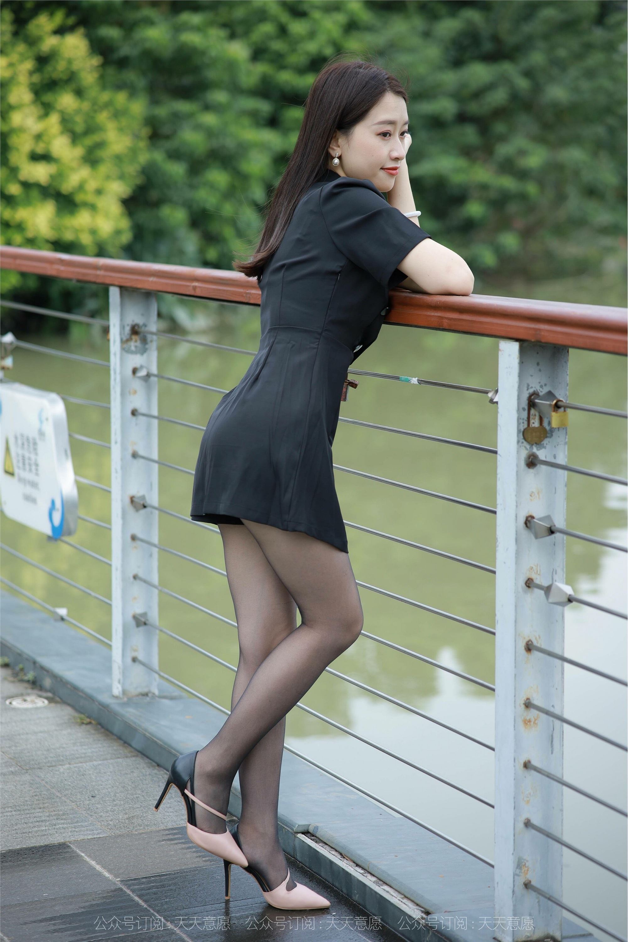 IESS异思趣向  2021.10.20 丝享家953：小婕《桥上的美女》